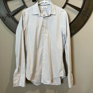 Mens Slim fit dress shirt 15 1/2  34/35